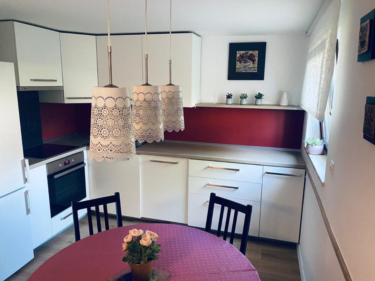 Apartma Kamnitnk Шкоф'я-Лока Екстер'єр фото